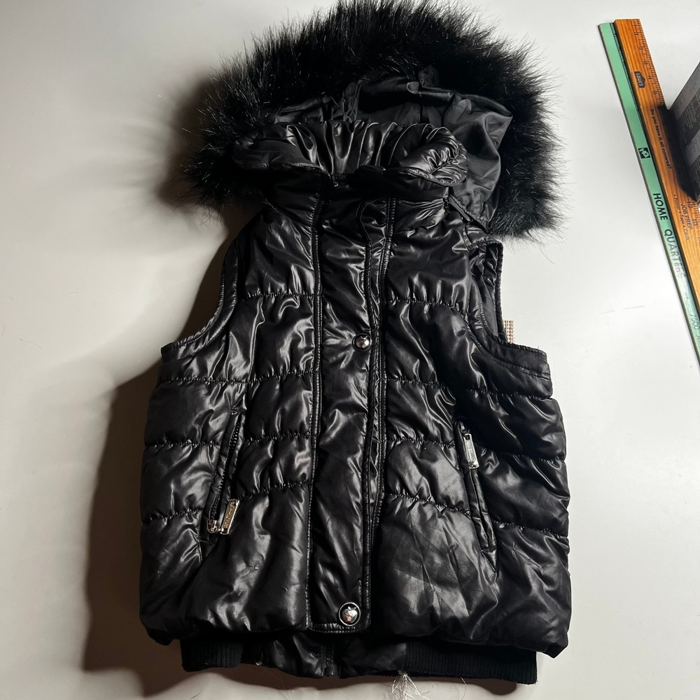 Apple Bottoms Black Puffer Vest Faux Fur Hood Y2K Glossy Sleeveless Jacket M